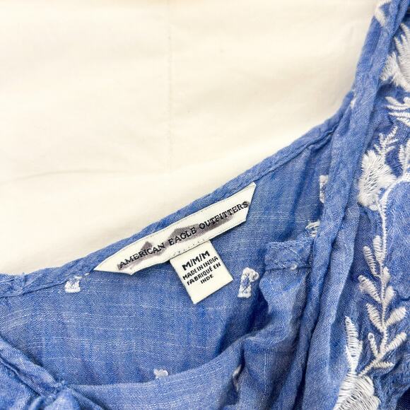 American Eagle Blue Embroidered Off Shoulder Crop Top Boho Peasant Style EUC M - Picture 4 of 4